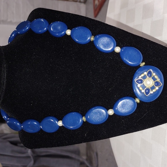 Avon Vintage NRT necklace - Picture 3 of 4